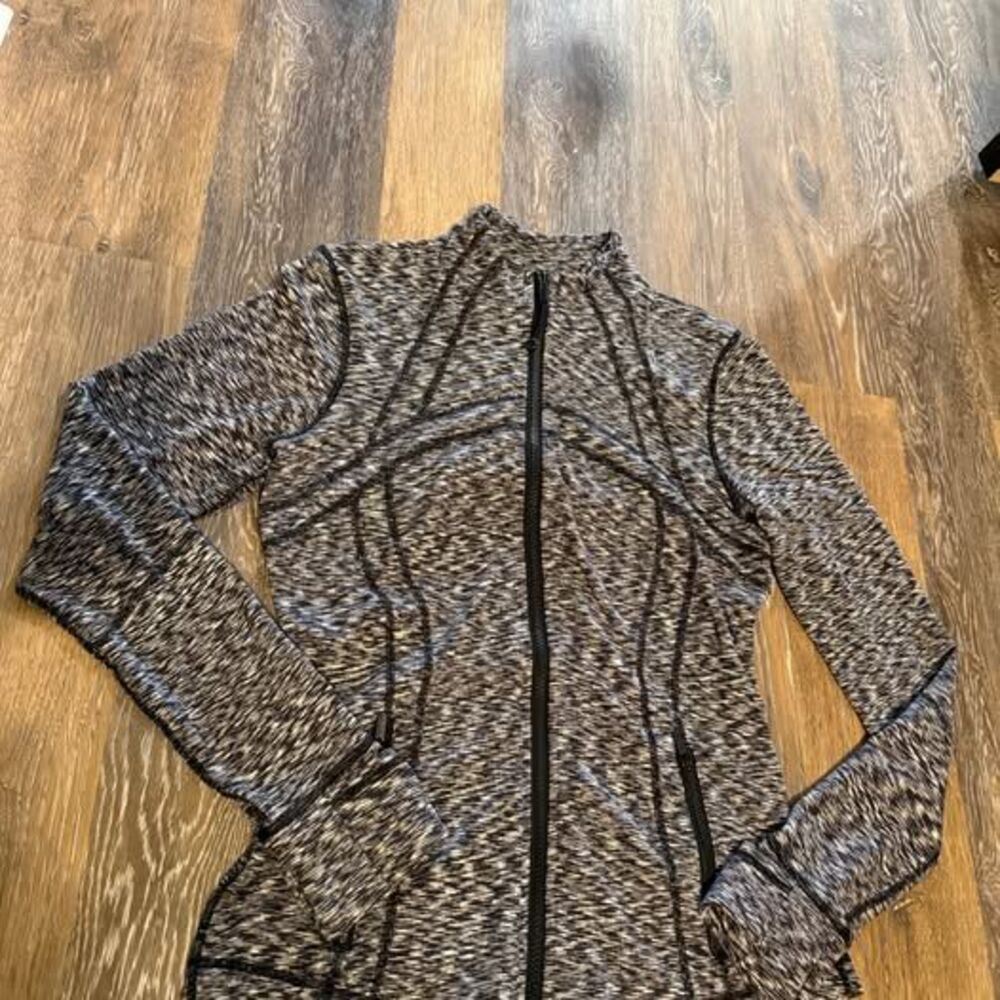 Lululemon Define Jacket size 8